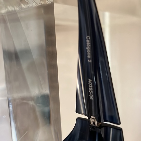 Alan Mikli Paris Sunglasses unisex black with a slight dark blue tint - Picture 3 of 7